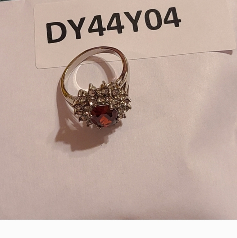 Elegant Silver and Red Gemstone Ring Size 10 - Picture 15 of 15